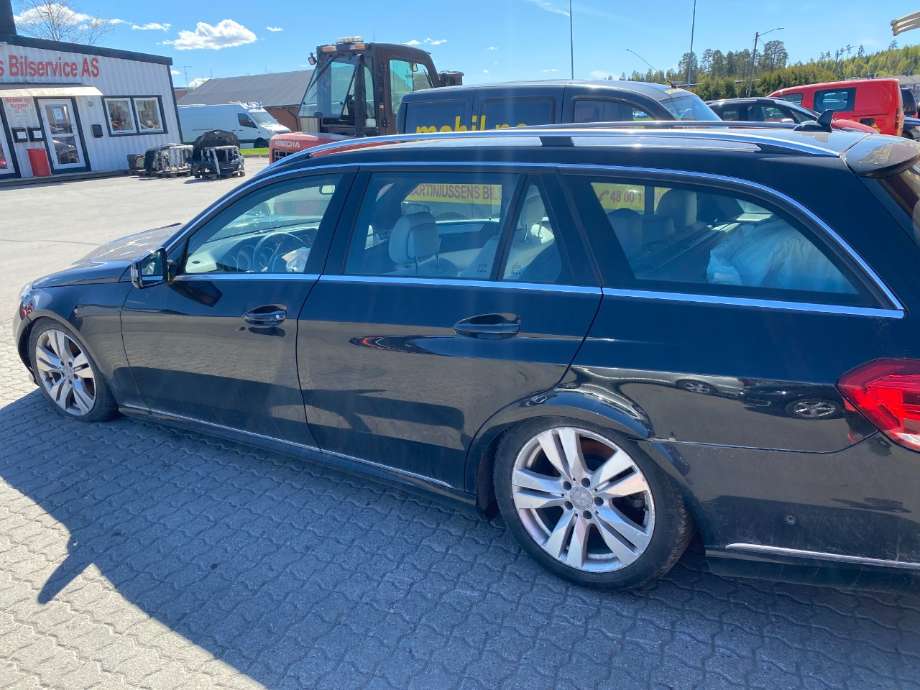 Bakaksel til Mercedes E-Klasse, 2013-2016 (Fase 2) (W212) (W212) (MERCEDES|)