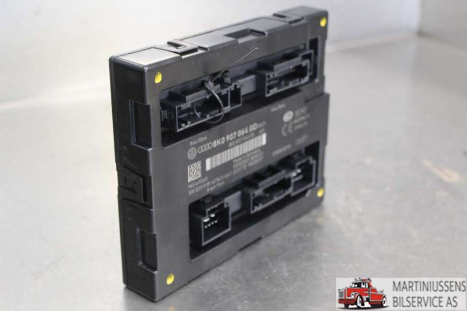 Styreenhet comfort (BCM) til Audi A4 2007-2014 (Type IV) (B8) (B8) (AUDI||8K0 907 064 GD)