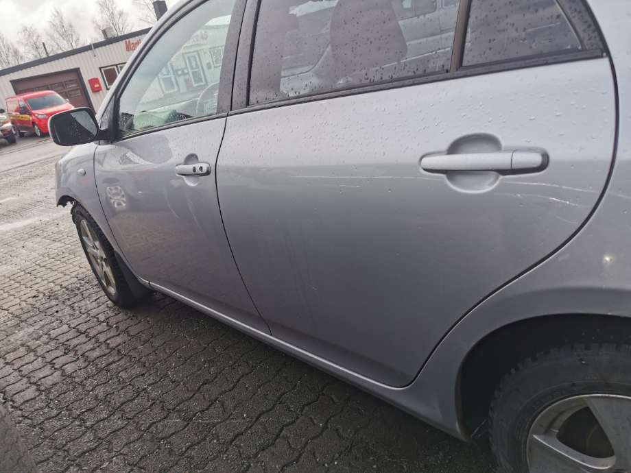 Dør venstre foran til Toyota Corolla, 2007-2013  (TOYOTA|)
