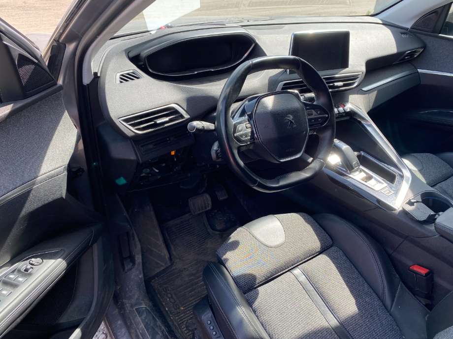 Dashbord til Peugeot 5008, 2017-->> (Type II)  (PEUGEOT|)