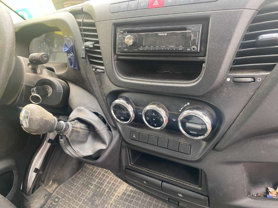 Varmeapparat betjening til Iveco Daily, 2014-->> (Type VI)  (IVECO|)