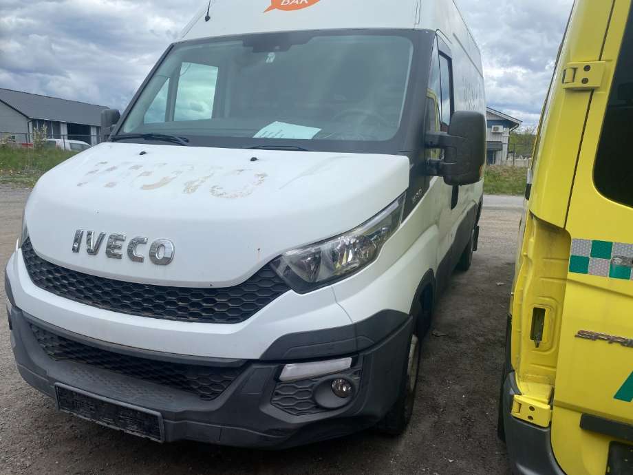 Frontlykt venstre halogen til Iveco Daily, 2014-->> (Type VI)  (IVECO|)