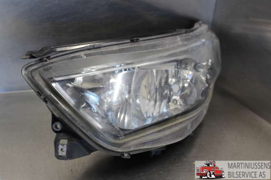 Frontlykt venstre halogen til Iveco Daily 2014-->> (Type VI)  (IVECO||5801473750)