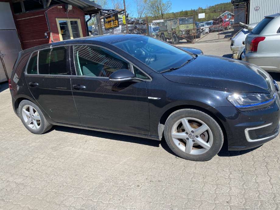 Dør høyre bak til VW e-Golf, 2014-2017 (Fase 1)  (VOLKSWAGEN|)