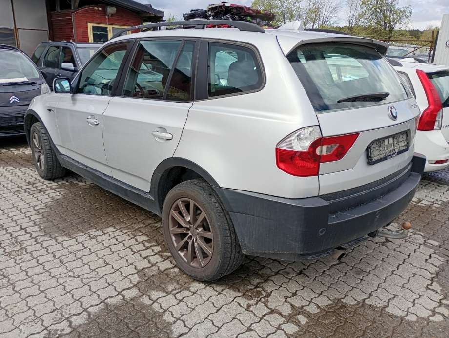 Baklykt venstre til BMW X3, 2003-2006 (Fase 1) (E83) (E83) (BMW|)