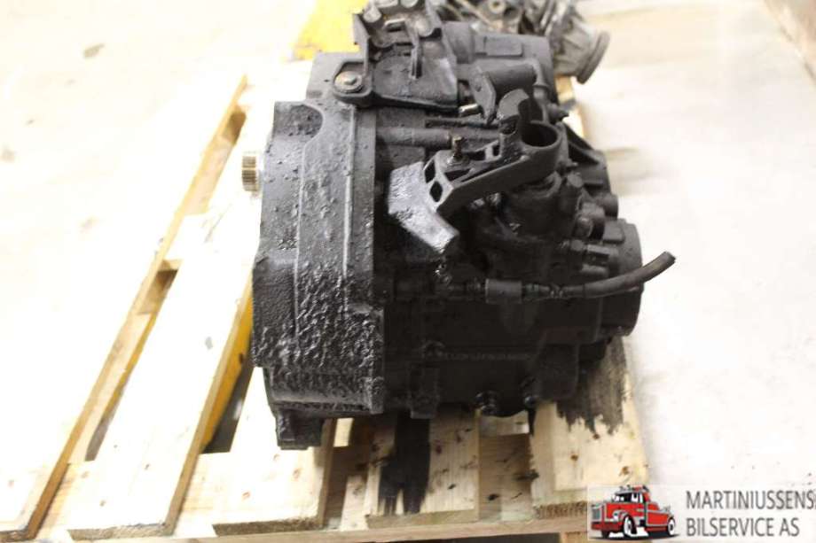 Girkasse manuell 6-trinn til VW Transporter / Caravelle 2003-2009 (Fase 1) (T5) (T5) (VOLKSWAGEN|HNC|)