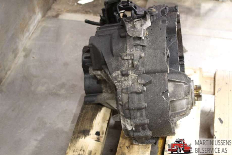 Girkasse manuell 6-trinn til VW Transporter / Caravelle 2003-2009 (Fase 1) (T5) (T5) (VOLKSWAGEN|HNC|)