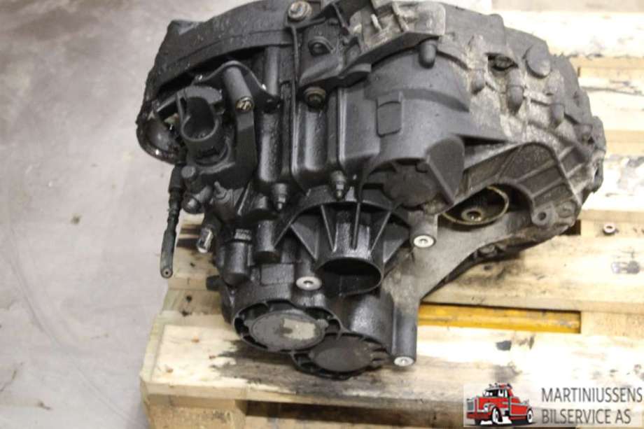 Girkasse manuell 6-trinn til VW Transporter / Caravelle 2003-2009 (Fase 1) (T5) (T5) (VOLKSWAGEN|HNC|)