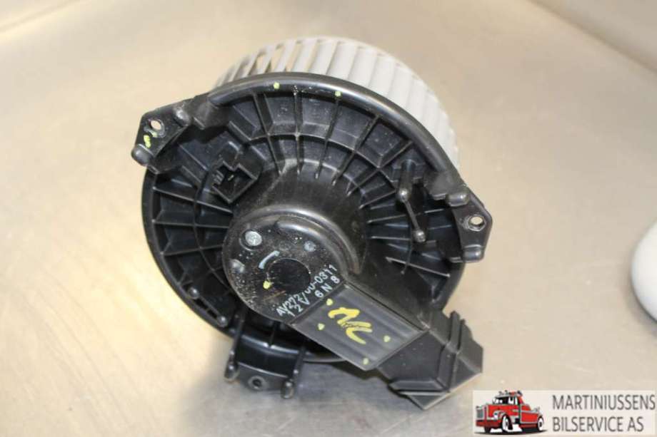 Varmeapparat motor til Toyota Yaris 2012-2014 (Type III, Fase 1)  (TOYOTA||AV272700-0311)