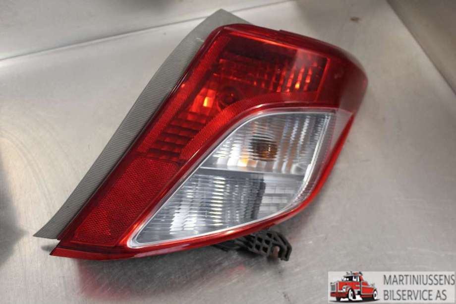 Baklykt høyre til Toyota Yaris, 2012-2014 (Type III, Fase 1)  (TOYOTA|)