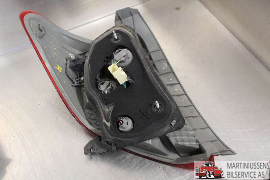 Baklykt høyre til Toyota Yaris 2012-2014 (Type III, Fase 1)  (TOYOTA||C00269278)