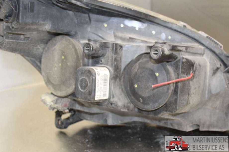 Frontlykt venstre halogen til Opel Astra H 2004-2009  (OPEL||13 239 288 LH)