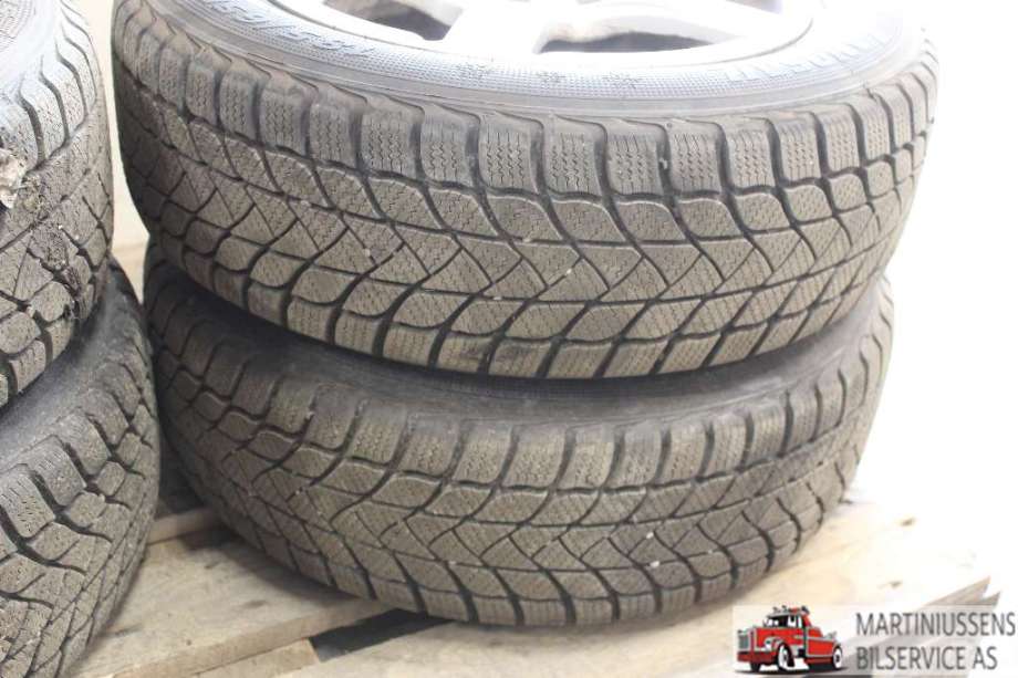 Felgsett aluminium til Toyota Yaris 2012-2014 (Type III, Fase 1)  (TOYOTA||8MM|15X6 ET45)