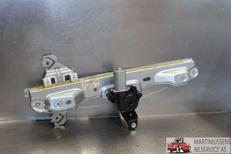 Ruteheis til Nissan Qashqai 2010-2014 (Type I, Fase 2)  (NISSAN||82700 4EA0A)