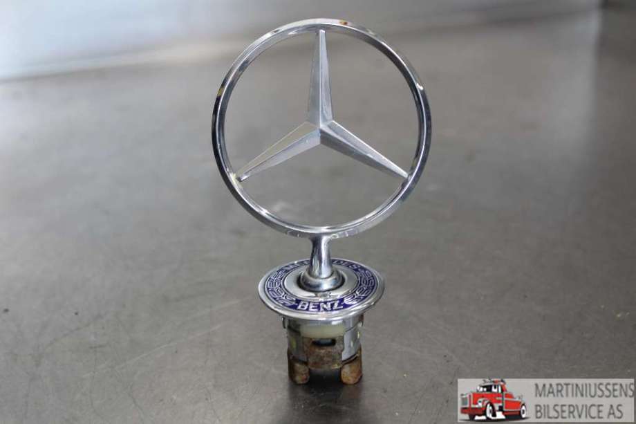 Emblem til Mercedes E-Klasse, 2002-2006 (Fase 1) (W211) (W211) (MERCEDES|)