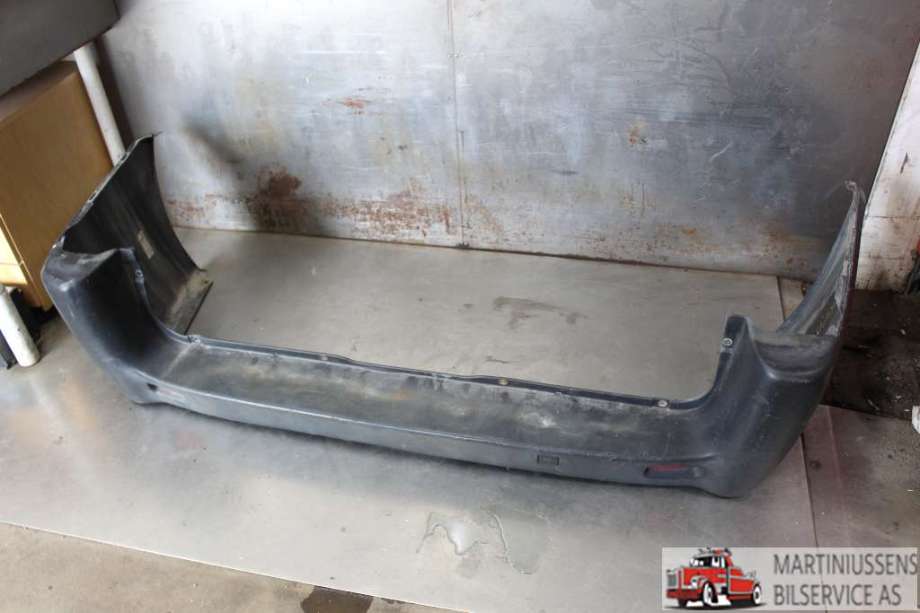 Støtfanger bak til Toyota Avensis 2003-2008 (Type II) (TOYOTA|)