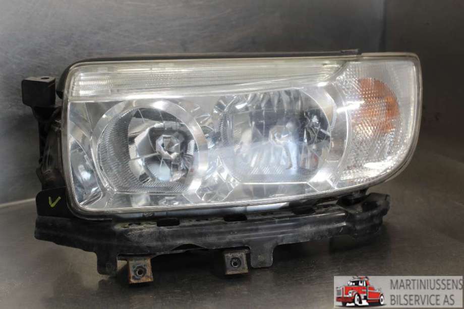 Frontlykt venstre halogen til Subaru Forester, 2005-2008 (Type II, Fase 2)  (SUBARU|)