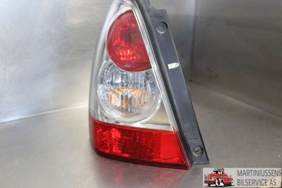 Baklykt venstre til Subaru Forester, 2005-2008 (Type II, Fase 2)  (SUBARU|)