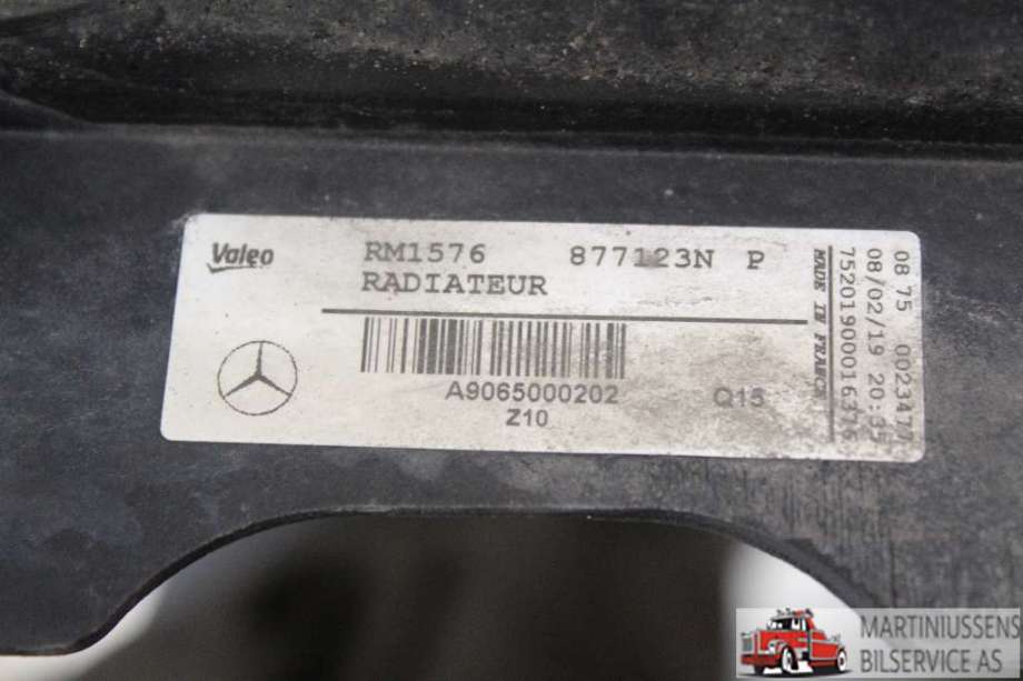 Radiator (automat gir) til Mercedes Sprinter 2018-->> (907/910) (907/910) (MERCEDES||A 906 500 01 02)