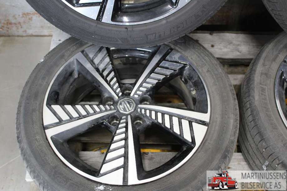 Felgsett aluminium til MG ZS EV 2019-2021 (Type I, Fase 1)  (MG|5X112|7X17 ET41|)