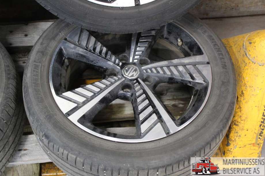 Felgsett aluminium til MG ZS EV 2019-2021 (Type I, Fase 1)  (MG|5X112|7X17 ET41|)
