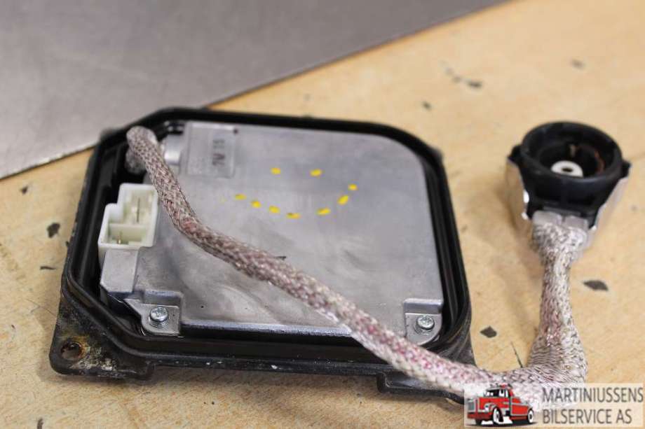 Styreenhet xenon/ballast til Toyota Avensis 2009-2015 (Type III, Fase 1)  (TOYOTA|39000-78258|)