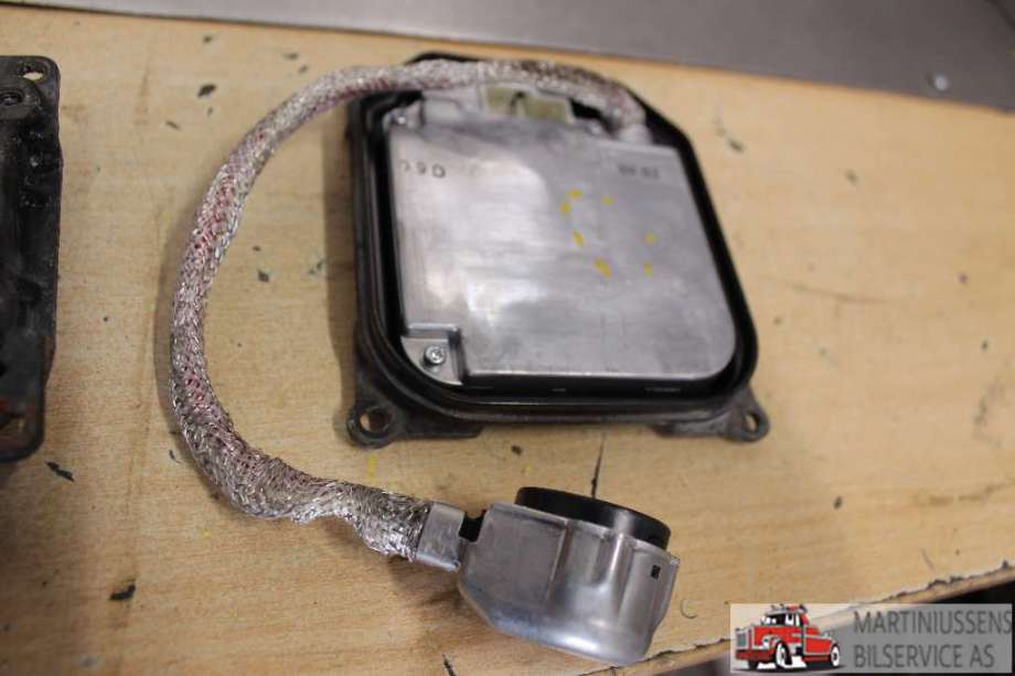 Styreenhet xenon/ballast til Toyota Avensis 2009-2015 (Type III, Fase 1)  (TOYOTA|39000-78258|)