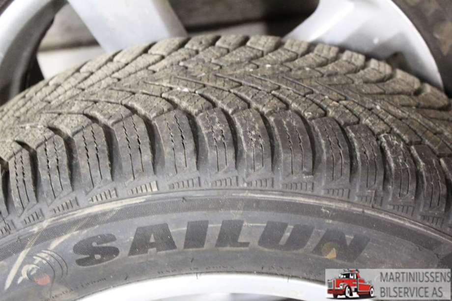 Dekk til Annet Dekk vinter piggfri 0-->>  (ICE BLAZER|205/55R16 7MM|SAILUN)