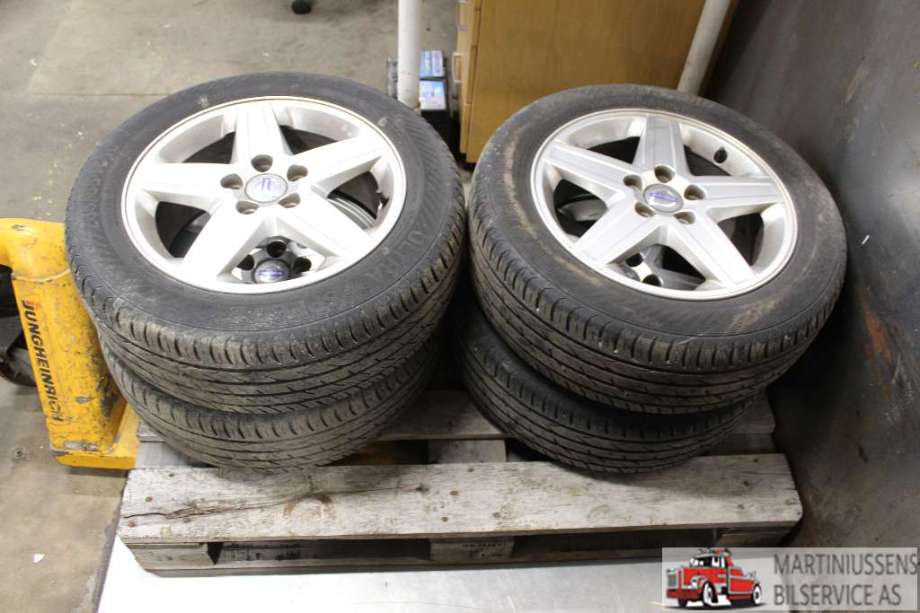 Dekk til Annet Dekk sommer 0-->>  (ULTRA SPEED 2|205/55R16 6MM|GISLAVED)