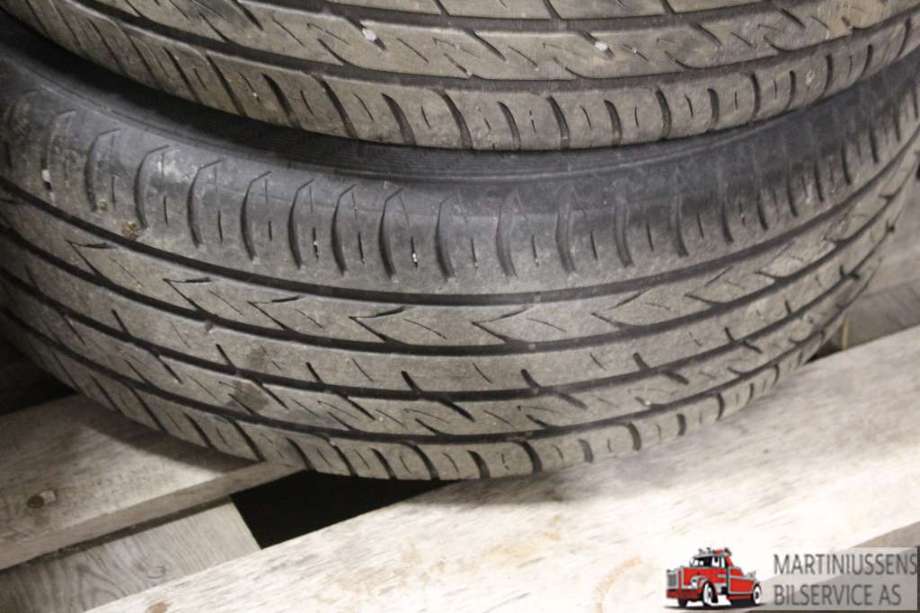 Dekk til Annet Dekk sommer 0-->>  (ULTRA SPEED 2|205/55R16 6MM|GISLAVED)