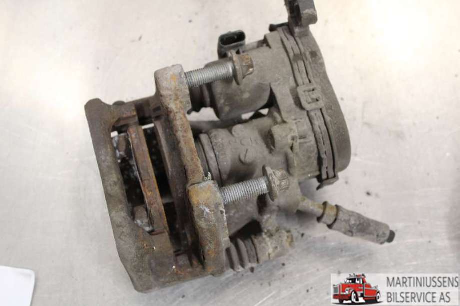Bremsecaliper høyre bak til Mercedes A-Klasse 2012-2018 (W176) (W176) (MERCEDES||A 000 423 24 81)