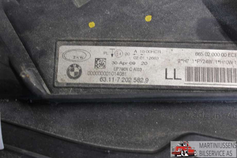 Frontlykt høyre halogen til BMW 3-Serie 2005-2011 (E90/E91/E92/E93) (E90/E91/E92/E93) (BMW||63.11-7 202 582.9)