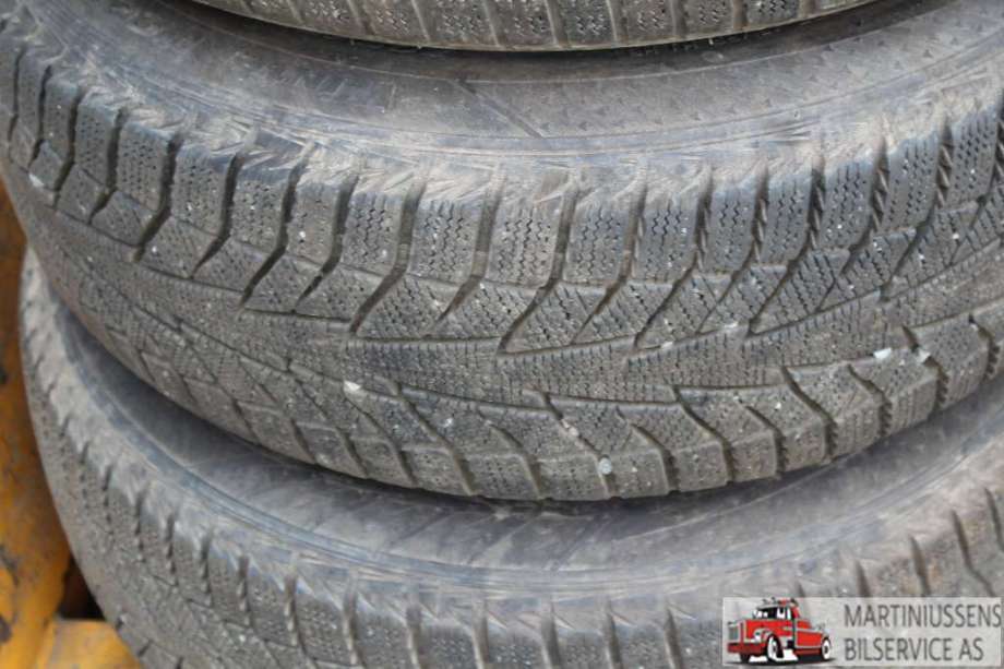 Dekk til Annet Dekk vinter piggfri 0-->>  (WINTER ICEPT IZ2|205/55R16 7MM|HANKOOK)