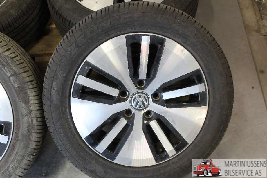 Hjulsett stål sommer til VW e-Golf 2014-2017 (Fase 1)  (VOLKSWAGEN|5GE 601 025|205/55R16 6MM|5X112 ET46)