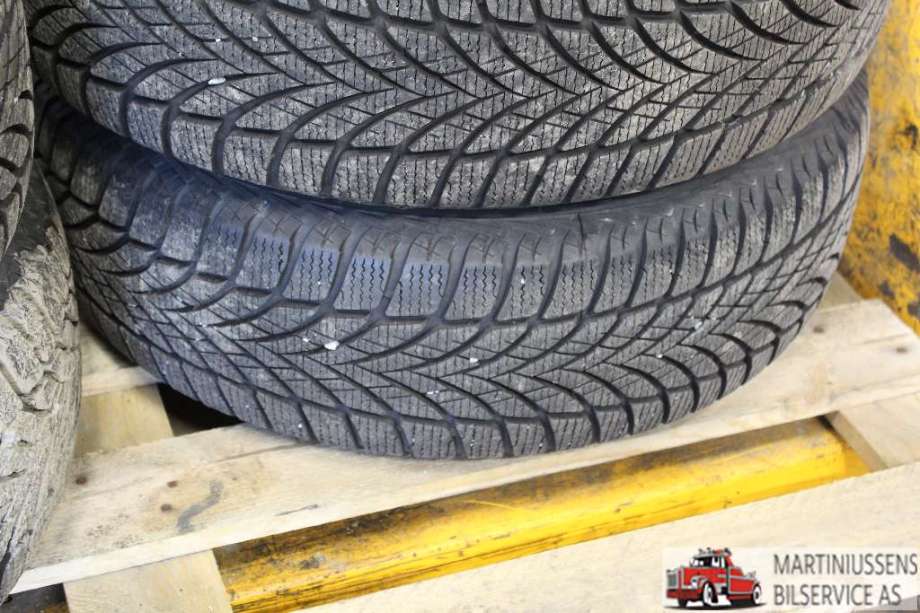 Dekk til Annet Dekk vinter piggfri 0-->>  (ULTRAGRIP ICE 2|195/65R15/ 8MM|GOODYEAR)