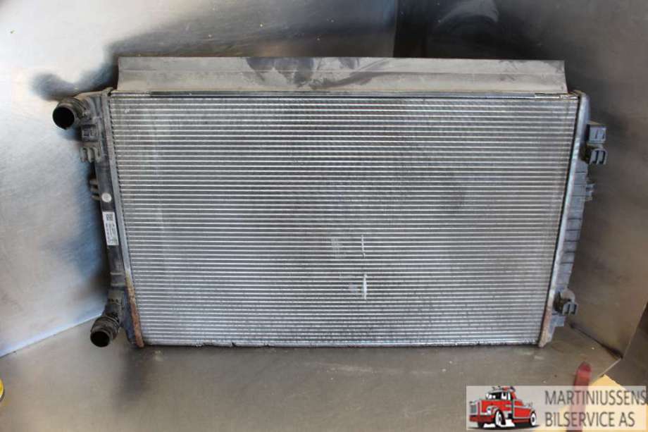 Radiator (automat gir) til VW Golf VII 2012-2017 (Fase 1)  (VOLKSWAGEN||5Q0  121 151 EM)