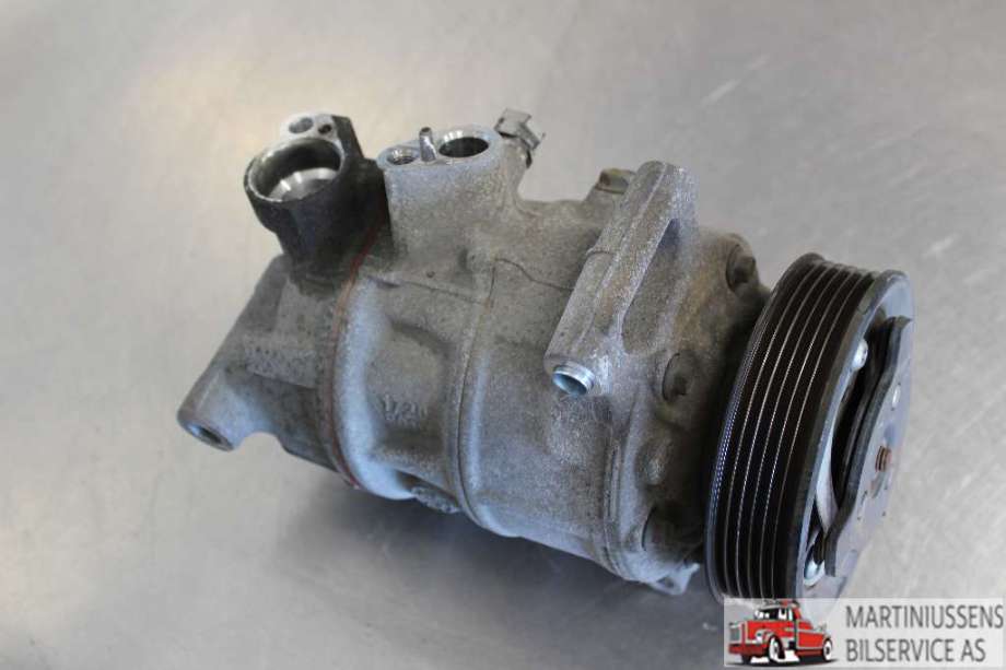Aircondition kompressor til VW Golf VII 2012-2017 (Fase 1)  (VOLKSWAGEN|5Q0 820 803 A|)