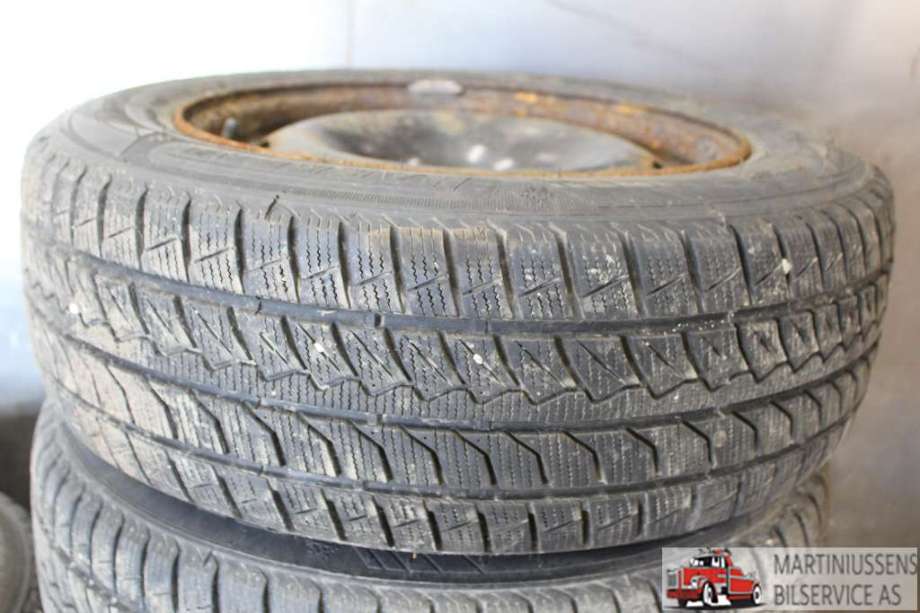 Dekk til Annet Dekk vinter piggfri 0-->>  (FRD 79|195/65R15/7MM|FARROAD)