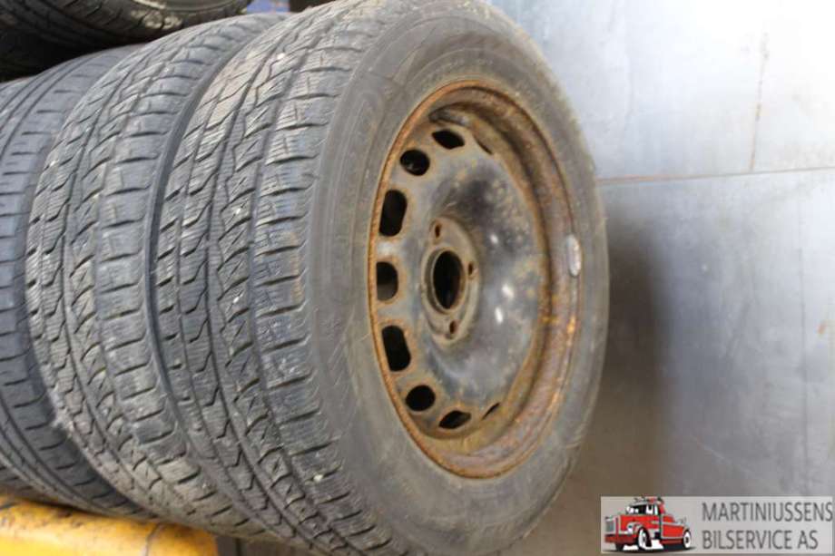 Dekk til Annet Dekk vinter piggfri 0-->>  (FRD 79|195/65R15/7MM|FARROAD)