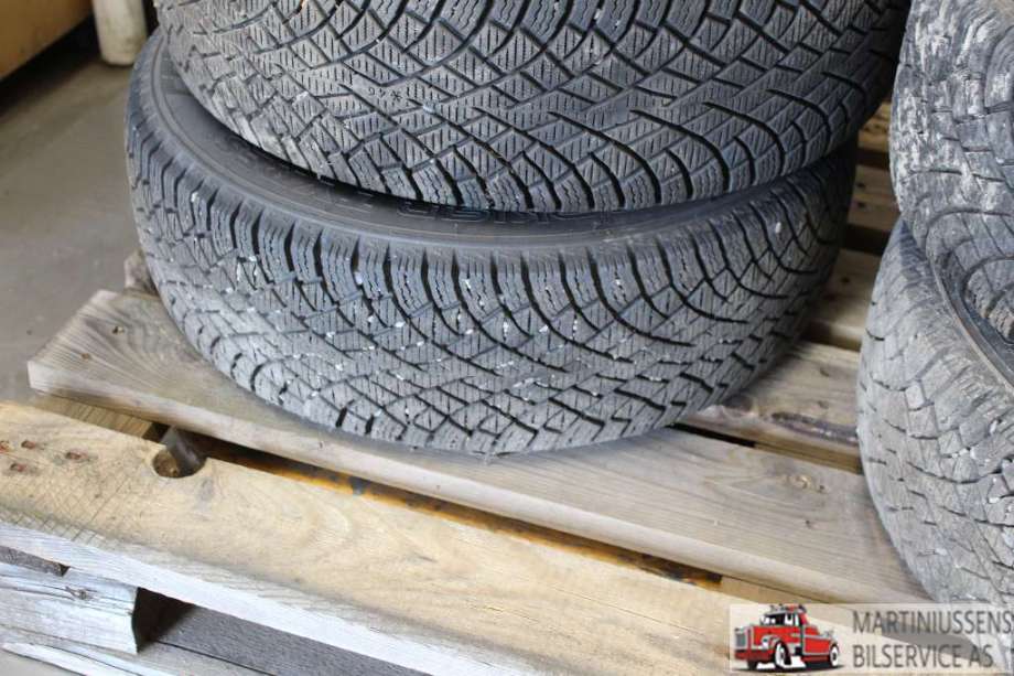 Dekk til Annet Dekk vinter piggfri 0-->>  (HAKKAPELIITTA R5|175/65R14 8MM|NOKIAN)