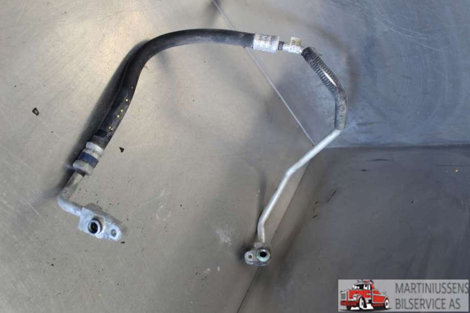 Aircondition rør til Toyota Avensis 2009-2015 (Type III, Fase 1)  (TOYOTA|88703-05350|)