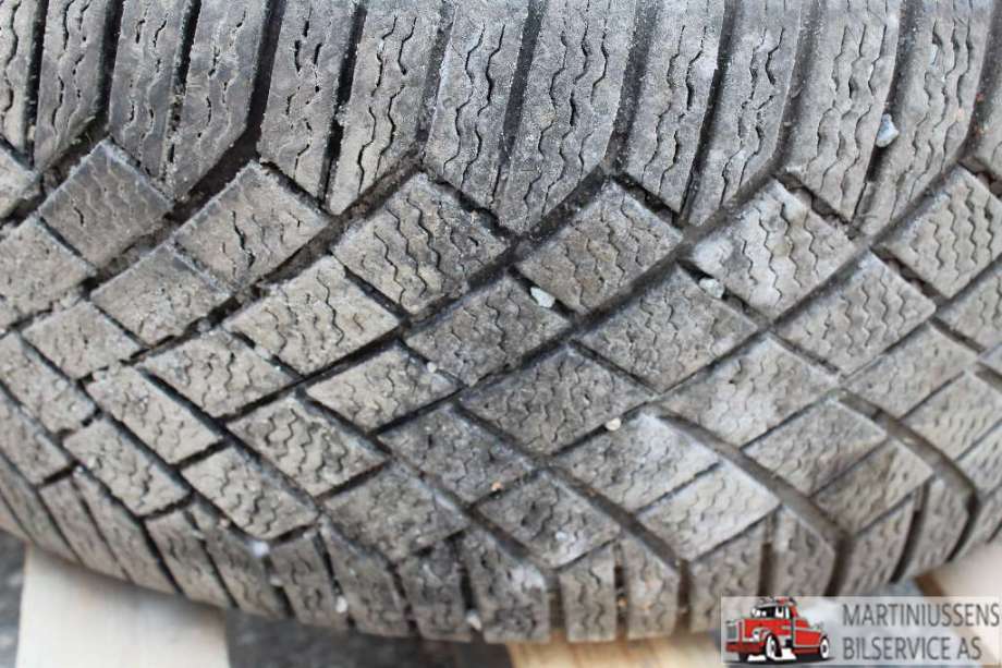 Dekk til Annet Dekk vinter piggfri 0-->>  (VIKING CONTACT 7|265/65R18 7MM|CONTINENTAL)