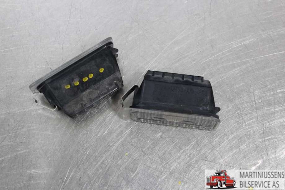Skiltlys til Ford S-Max 2010-2015 (Type I, Fase 2) (FORD||6M2A-13550-AC)