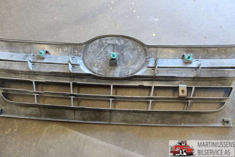 Grill til Toyota Dyna 100 1975-->>  (TOYOTA|)