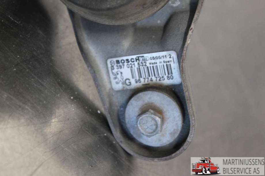 Viskermotor frontrute til Peugeot 508 2011-2014 (Type I, Fase 1)  (PEUGEOT||3 397 021 532)