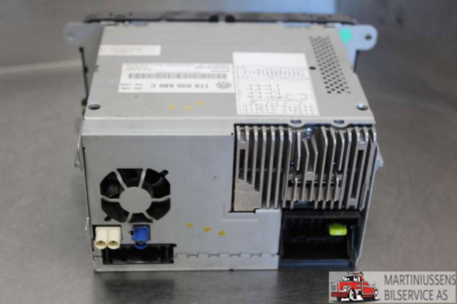 Bilstereo til VW Golf VI 2008-2012 (VOLKSWAGEN|1T0 035 680 C|)