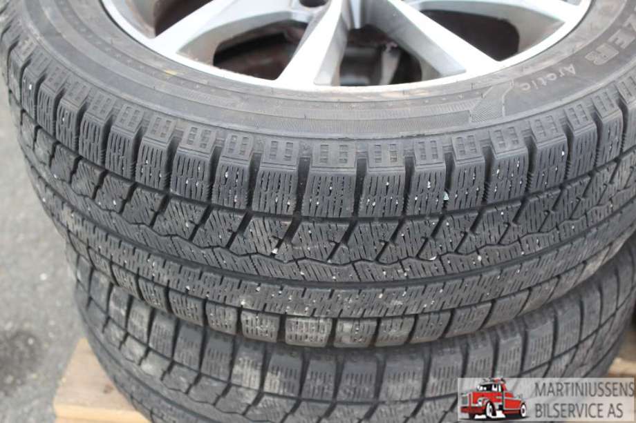 Dekk til Annet Dekk vinter piggfri 0-->>  (ICE BLAZER|205/55R16 7MM|SAILUN)