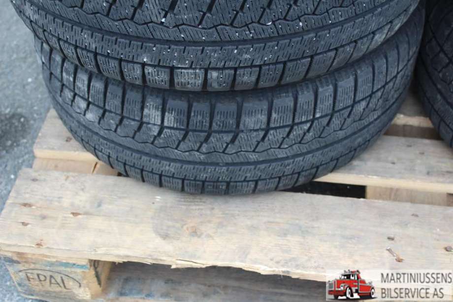Dekk til Annet Dekk vinter piggfri 0-->>  (ICE BLAZER|205/55R16 7MM|SAILUN)