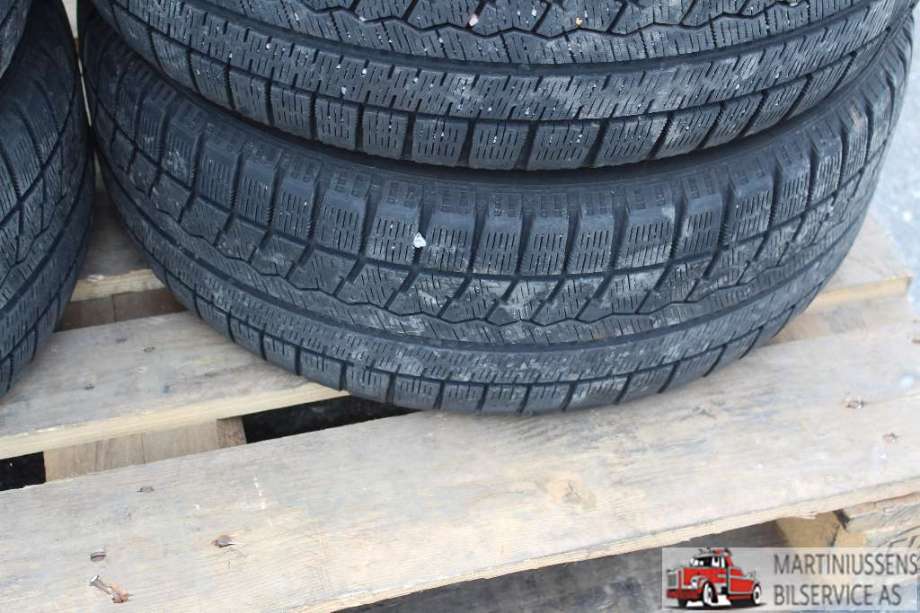 Dekk til Annet Dekk vinter piggfri 0-->>  (ICE BLAZER|205/55R16 7MM|SAILUN)