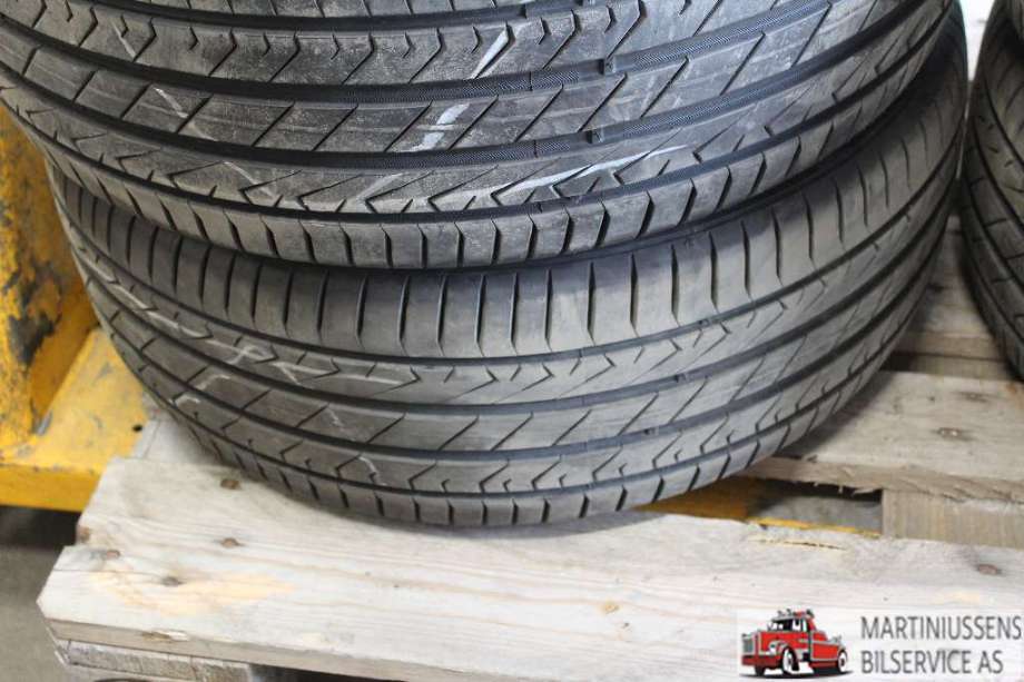 Dekk til Annet Dekk sommer 0-->>  (SENTURY QIRIN 990|225/45R18 - 7MM|LANDSAIL)